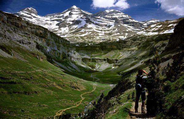 El Chate Sarvisé Exteriér fotografie