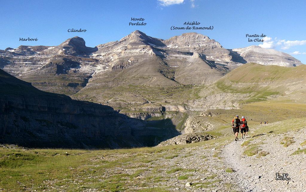 El Chate Sarvisé Exteriér fotografie